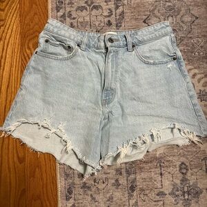 Abercrombie high rise dad short